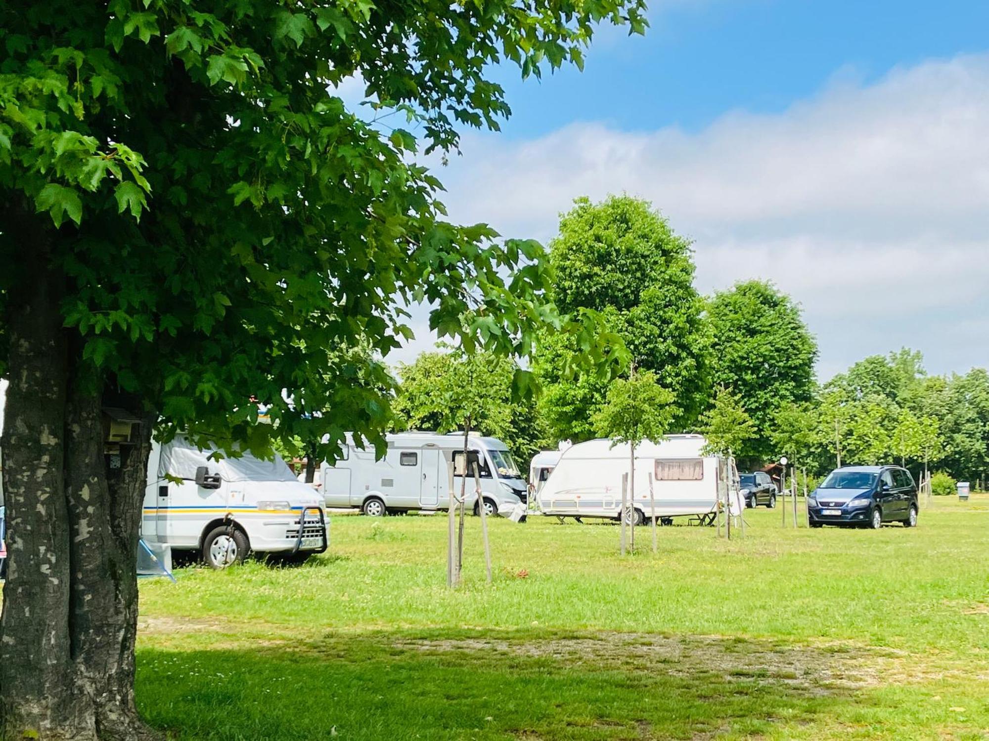 Polzer Camping Buekfuerdo מראה חיצוני תמונה